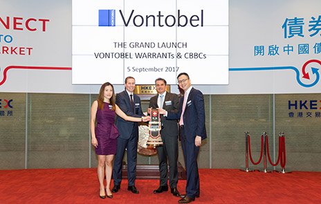 The grand launch vontobel warrants & CBBCs Florence Hiu Man Ip, Urs Pfister, Roger Studer, Simon Sai Kuen Yung